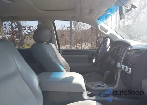 2010 Toyota Sequoia Sr5 5.7L V8 z USA, uszkodzony, nr VIN 5TDZY5G13AS024514